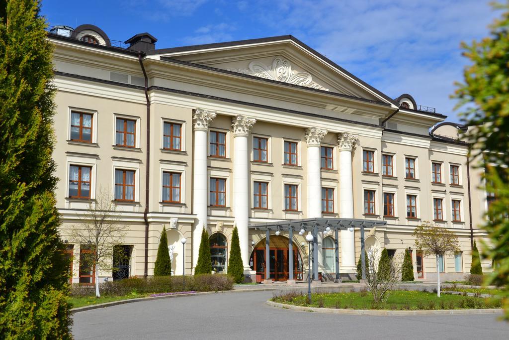 Volzhskaya Riviera Hotel ウグリチ エクステリア 写真